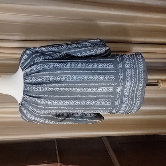 Fred David Grey and White Peasent Blouse Size Small - Picture 3 of 6